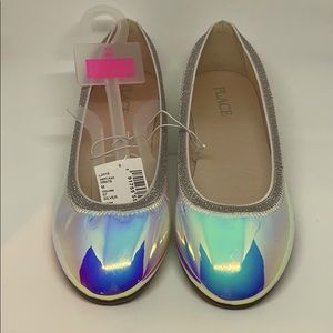 Iridescent girls flats NWT